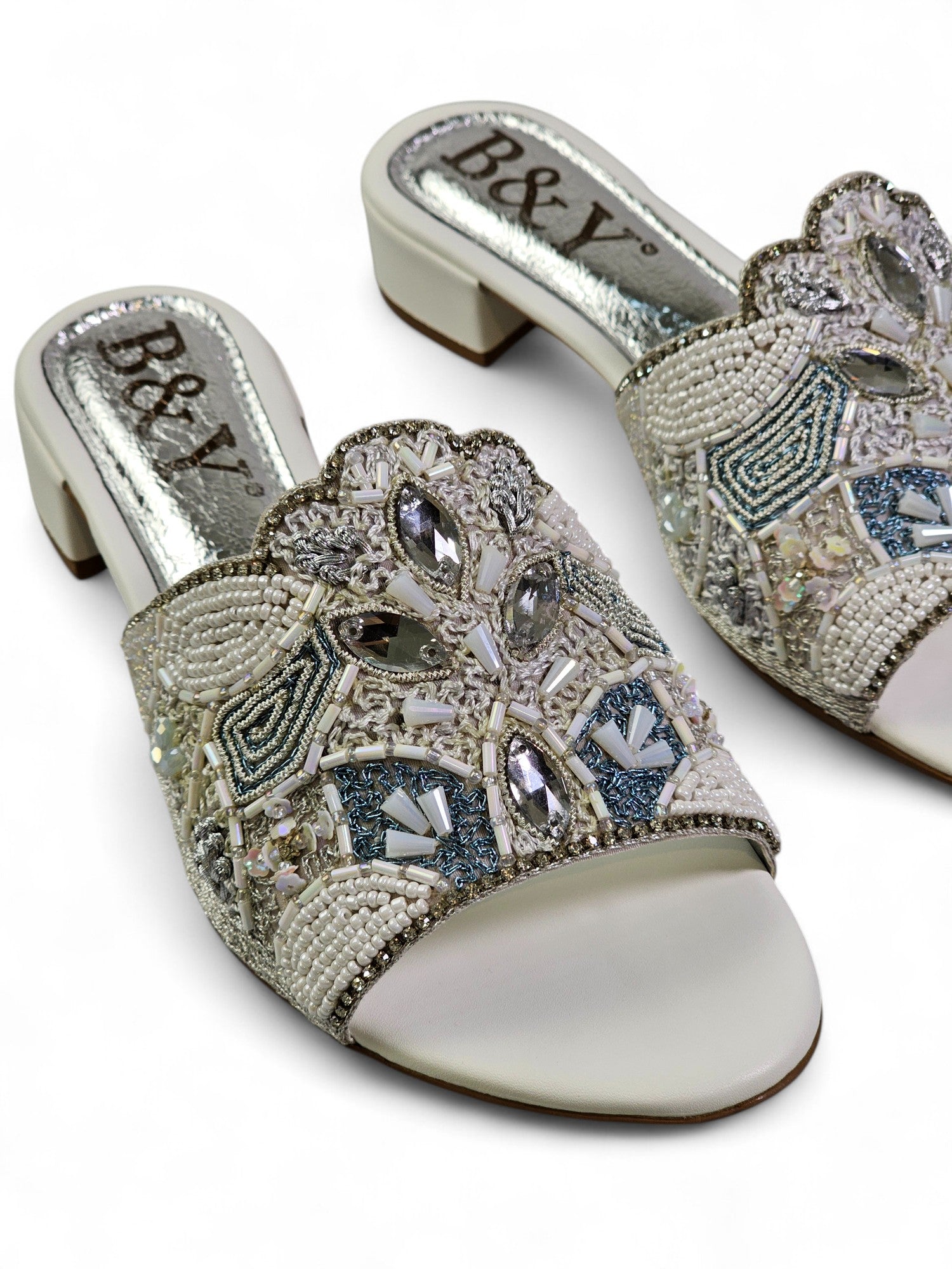 Tamanco 9692 Branco Salto Bloco