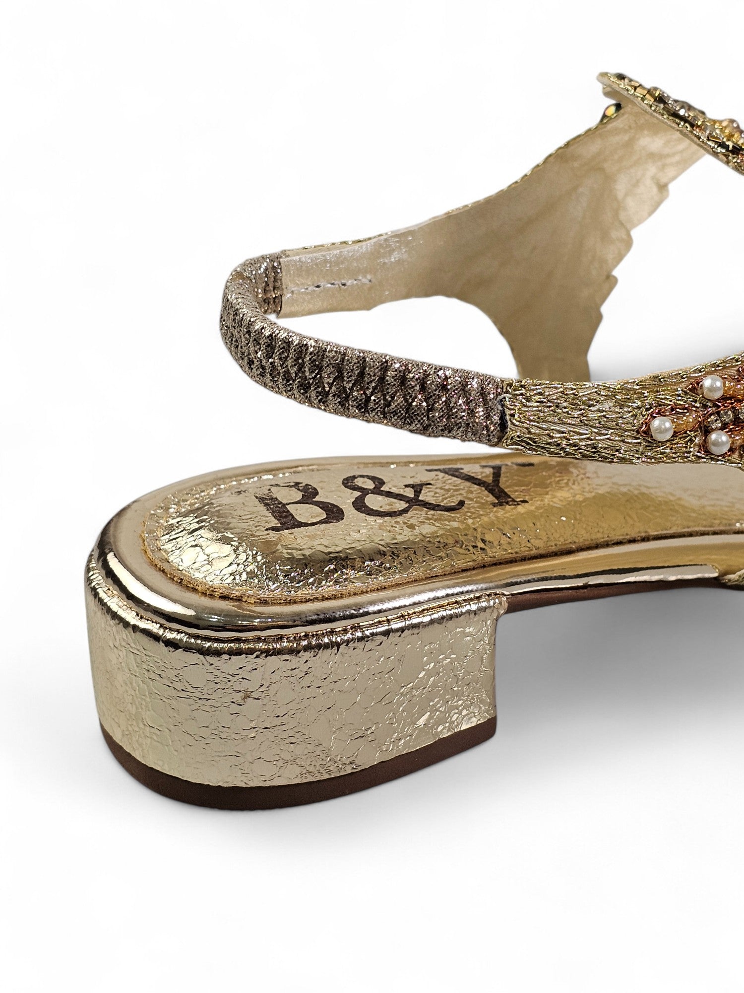 Sandália 9767 Dourado Com Salto Bloco