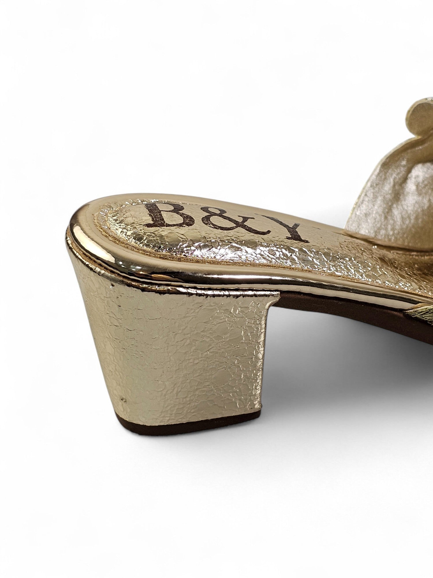 Mule 9183 Dourado Salto Médio