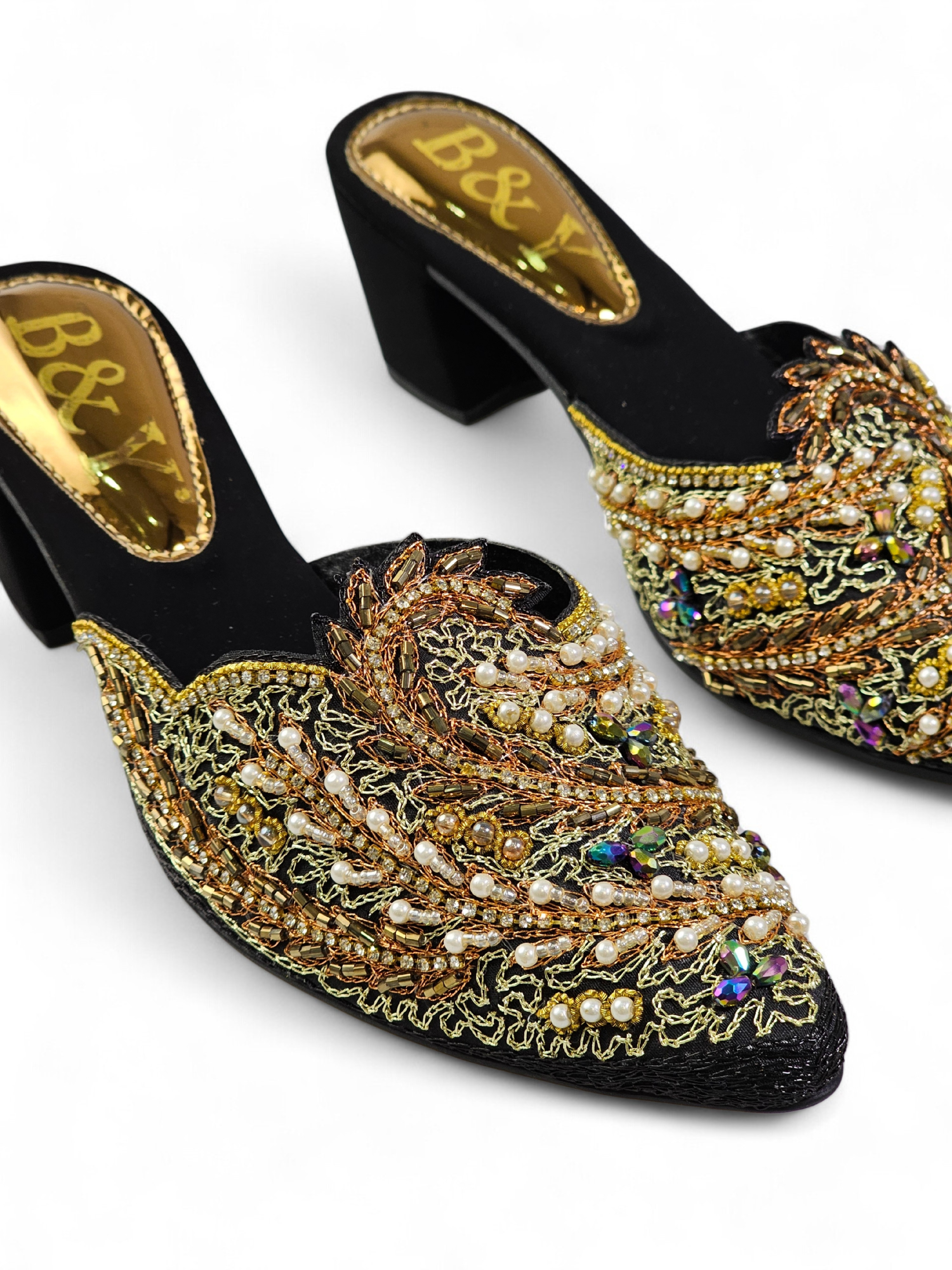 Mule 9437 Preto Salto Médio