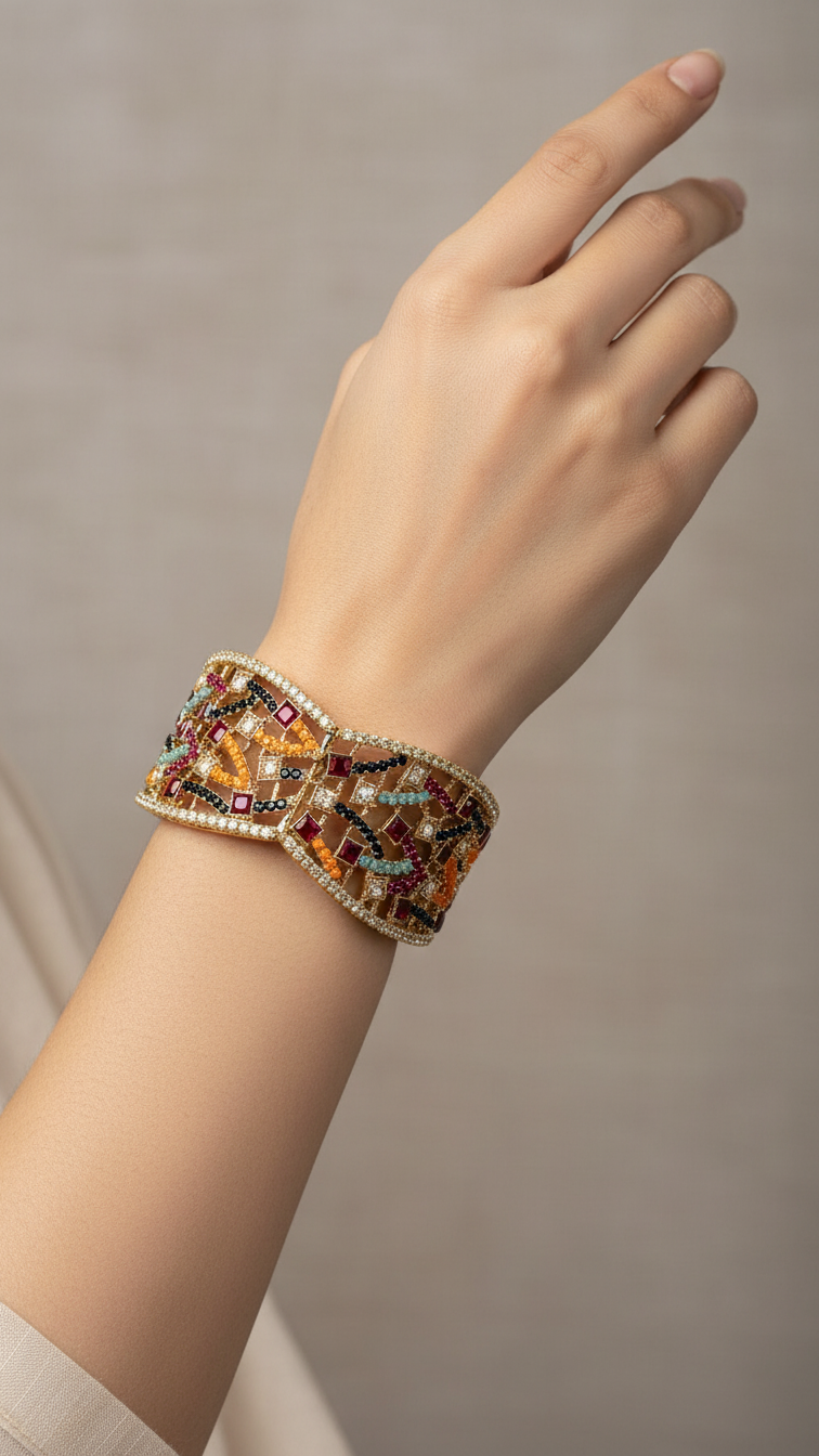 Bracelete Dourado Semi Joia 023