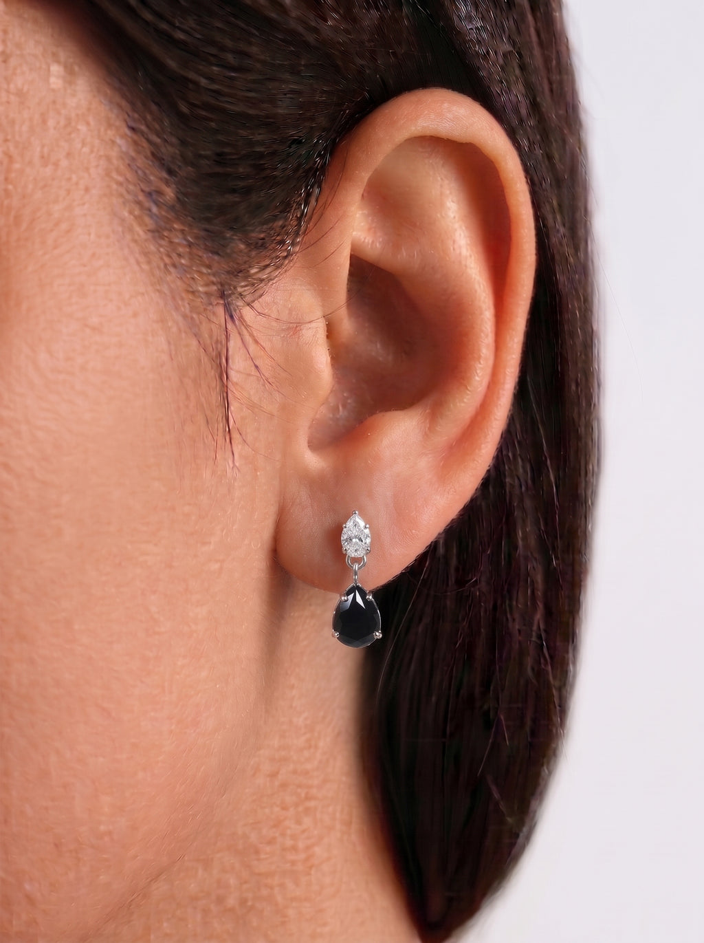 Brinco Prata 925 com Zirconia Preta 1006
