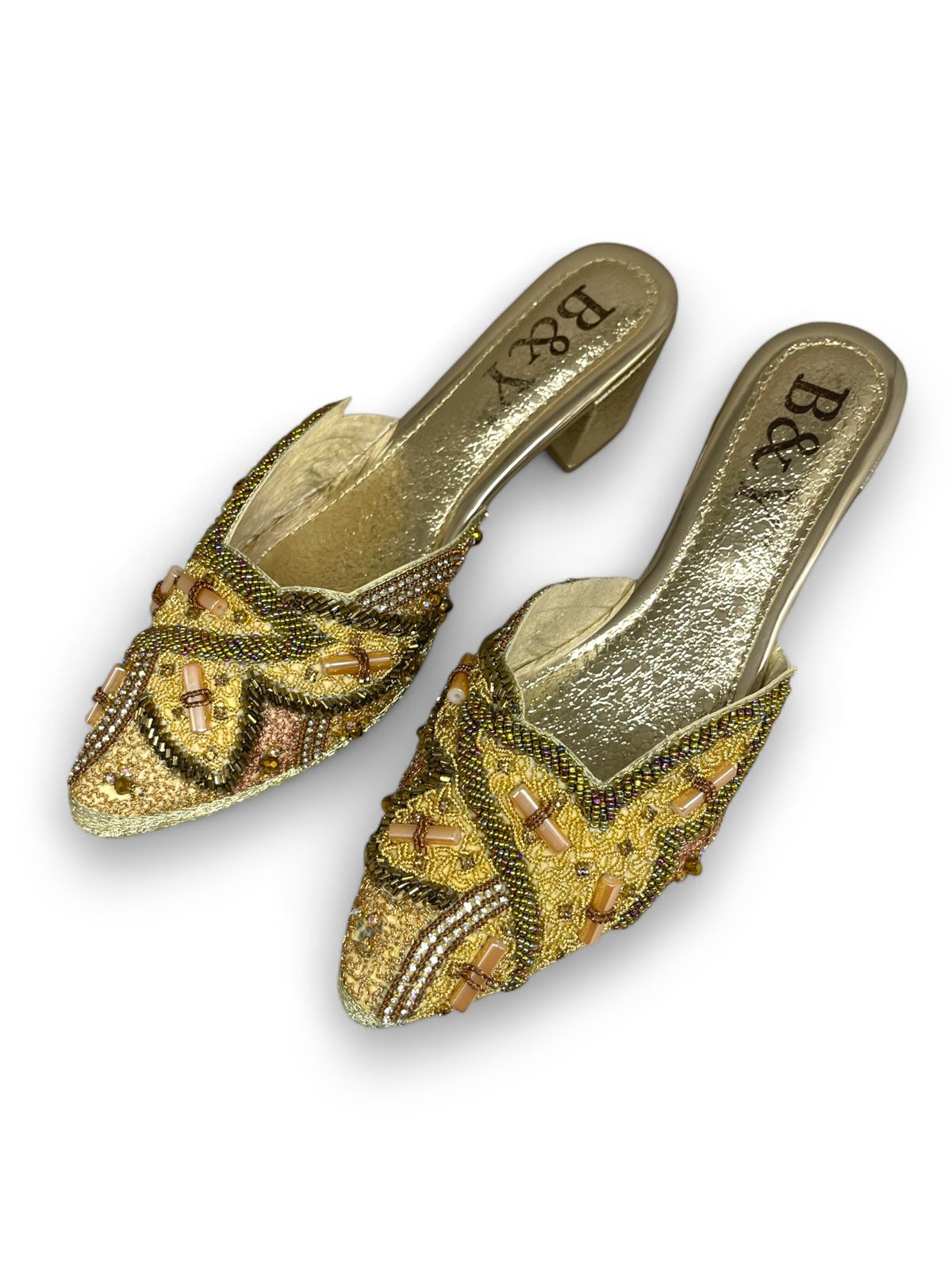 Mule 9702 Dourado Salto Médio