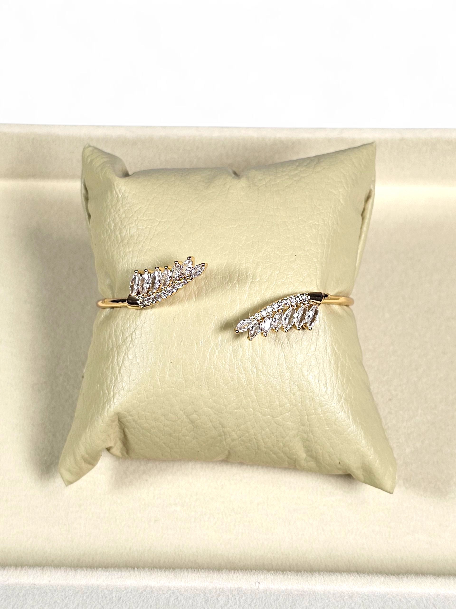 Pulseira Cristal Zirconia Dourada 018