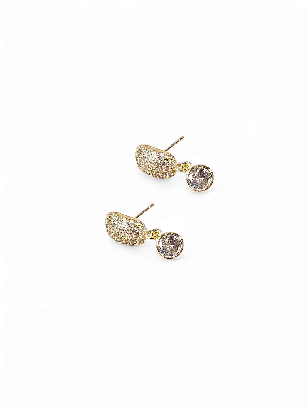 Brinco Zirconia Dourado 020