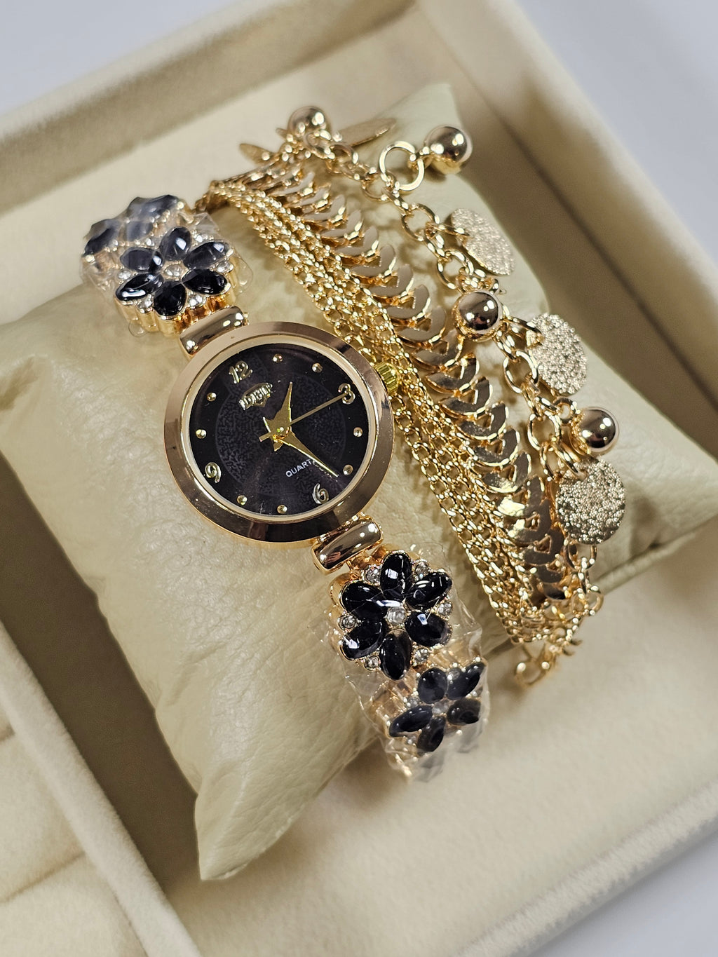 Kit Relógio Cristal com Pulseira, Brinco e Anel ajustavel com Zirconias 010