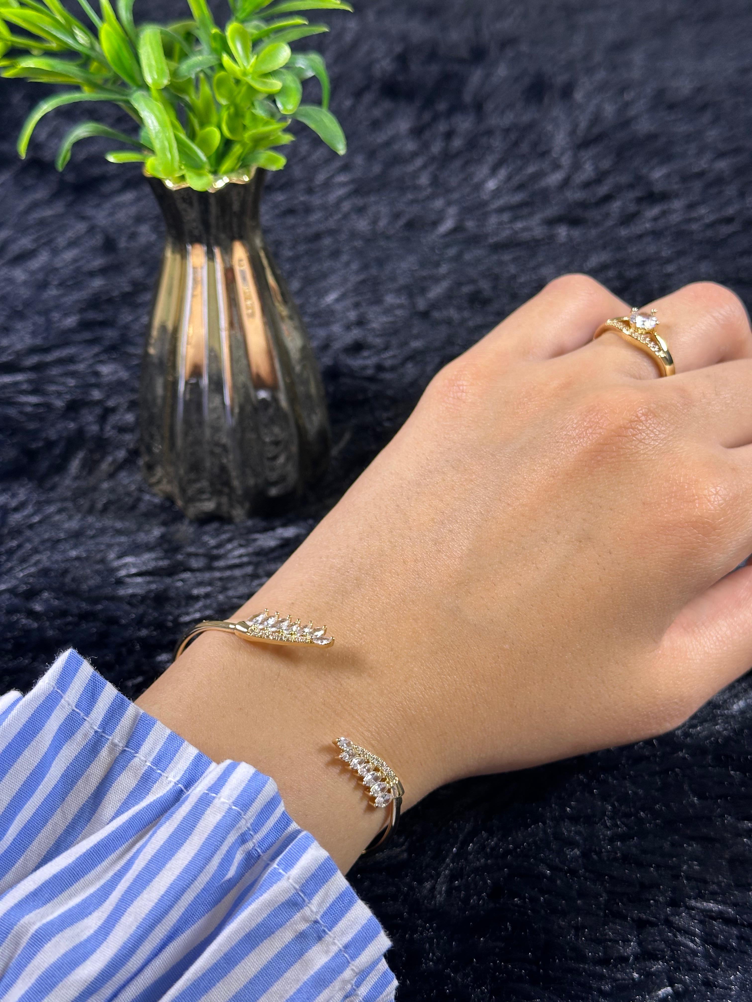 Pulseira Cristal Zirconia Dourada 018