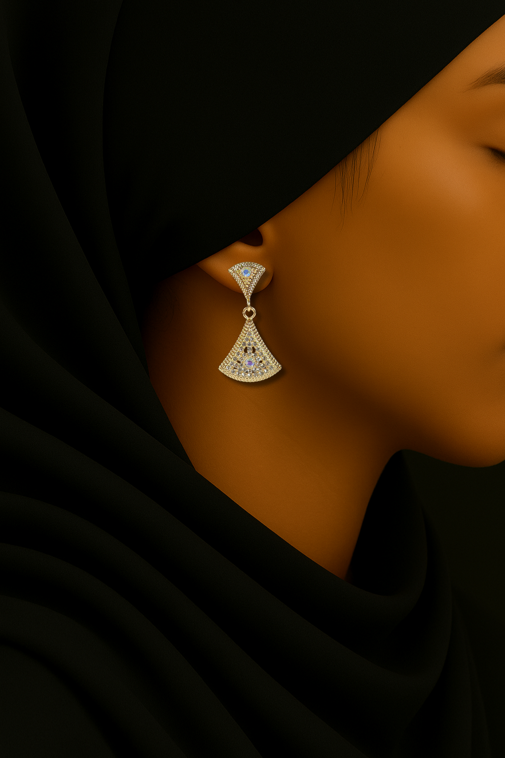 Brinco Cristal Dourado 081