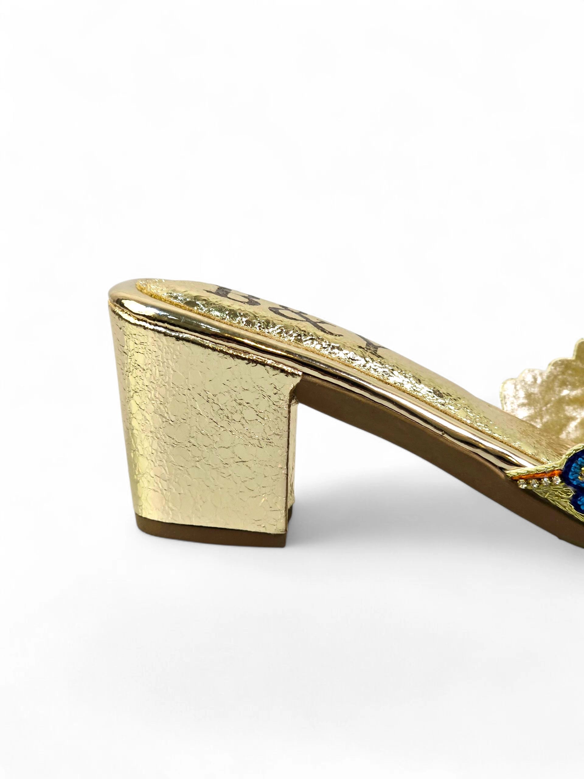 Mule 9713 Dourado Salto Médio