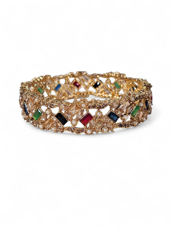 Bracelete Dourado Semi Joia 006