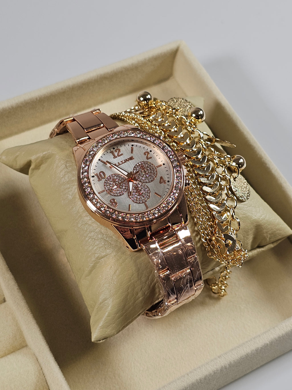 Kit Relógio Cristal com Pulseira, Brinco e Anel ajustavel com Zirconias 009