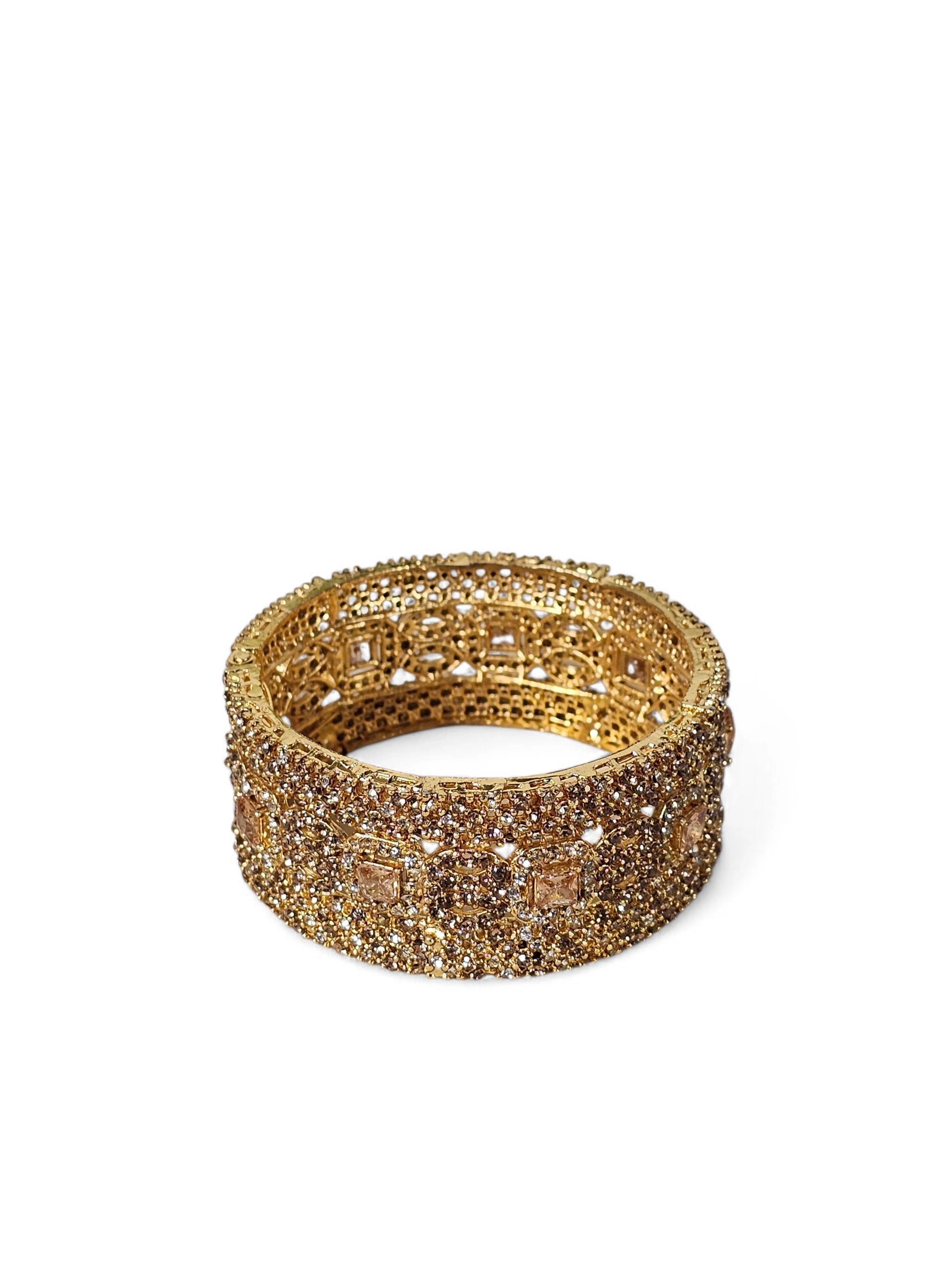 Bracelete Dourado Semi Joia 010