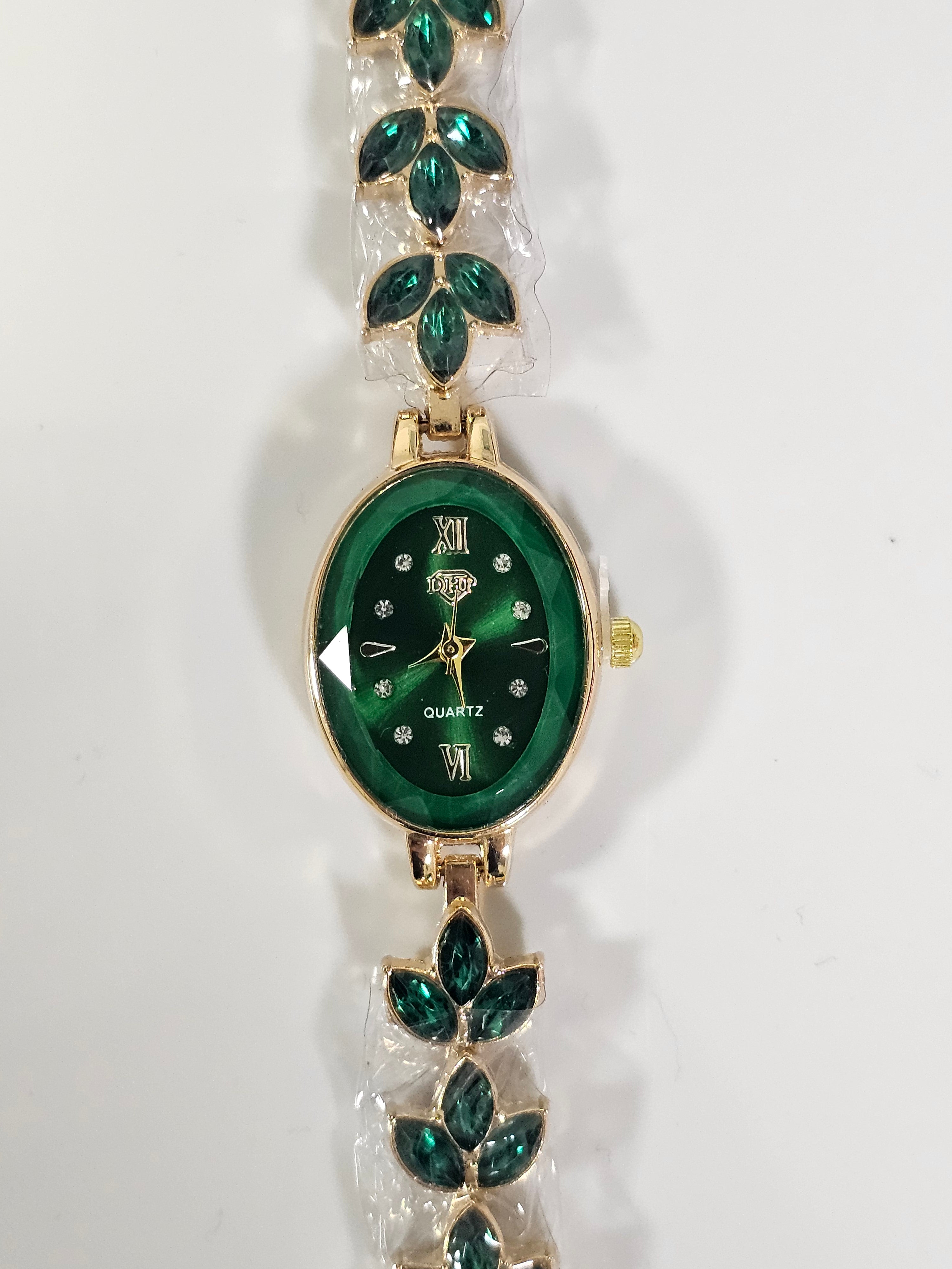 Relógio Prova d’Água com Pulseira Folheada 023