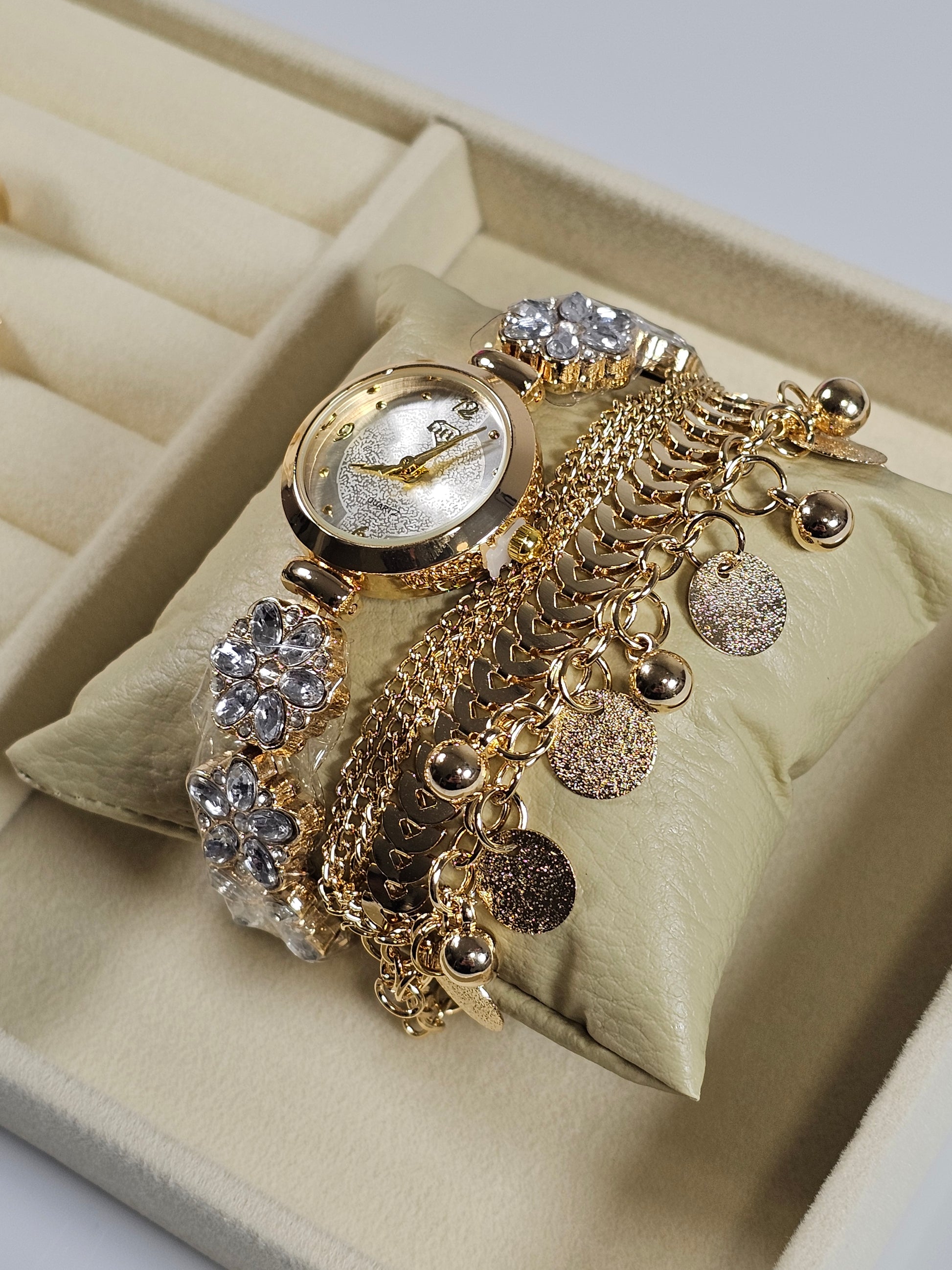 Kit Relógio Cristal com Pulseira, Brinco e Anel ajustavel com Zirconias 011