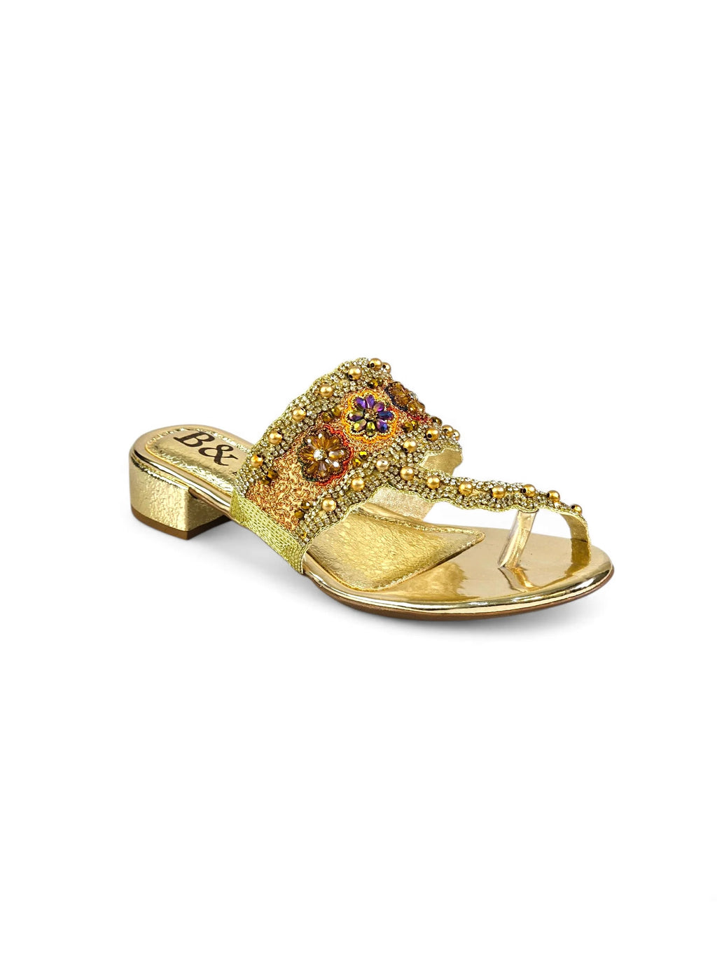 Sandália artesanal dourada com bordado floral em pedrarias coloridas nas cores dourado, roxo, vermelho, laranja, verde e pérola.