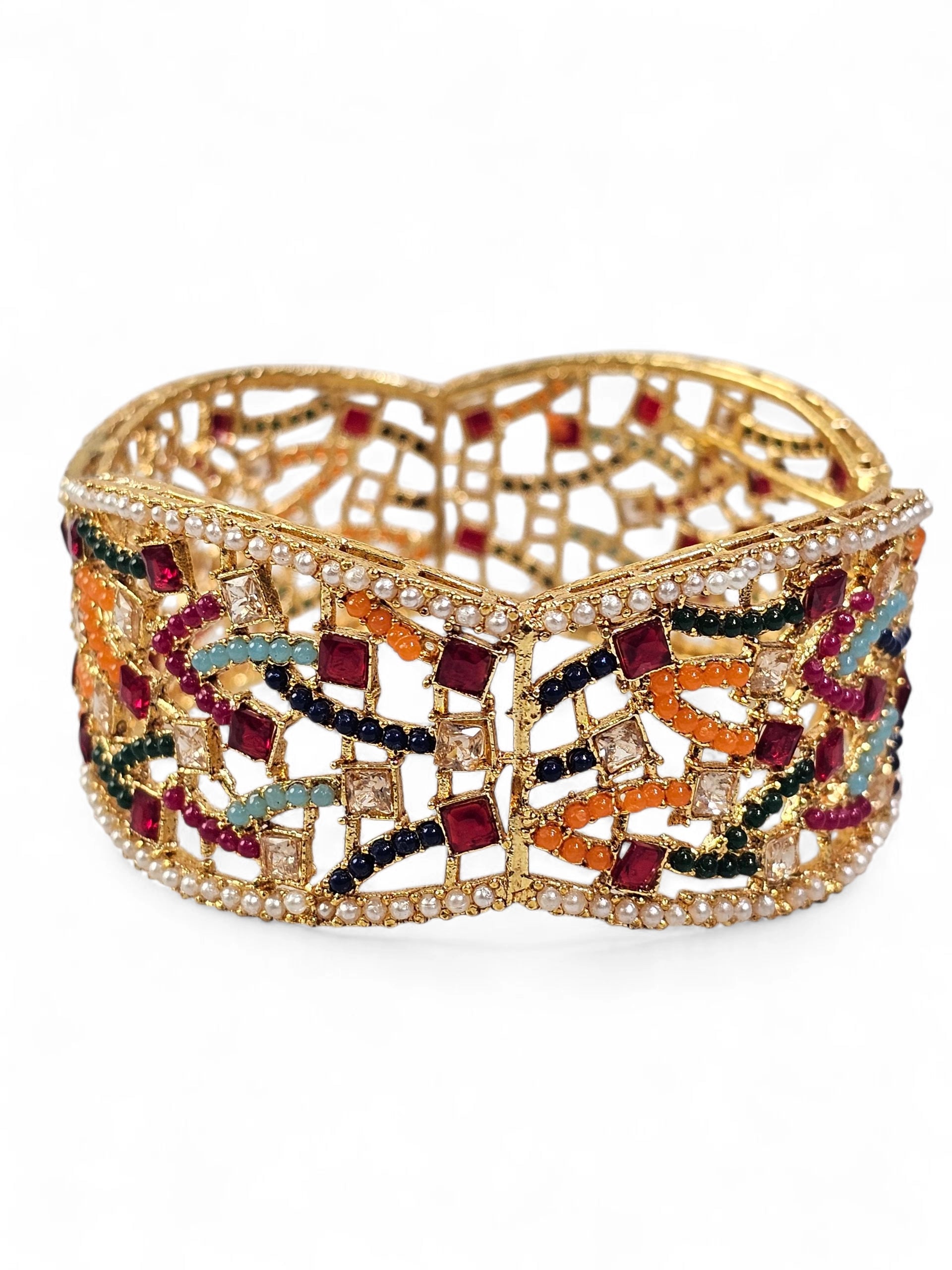 Bracelete Dourado Semi Joia 023