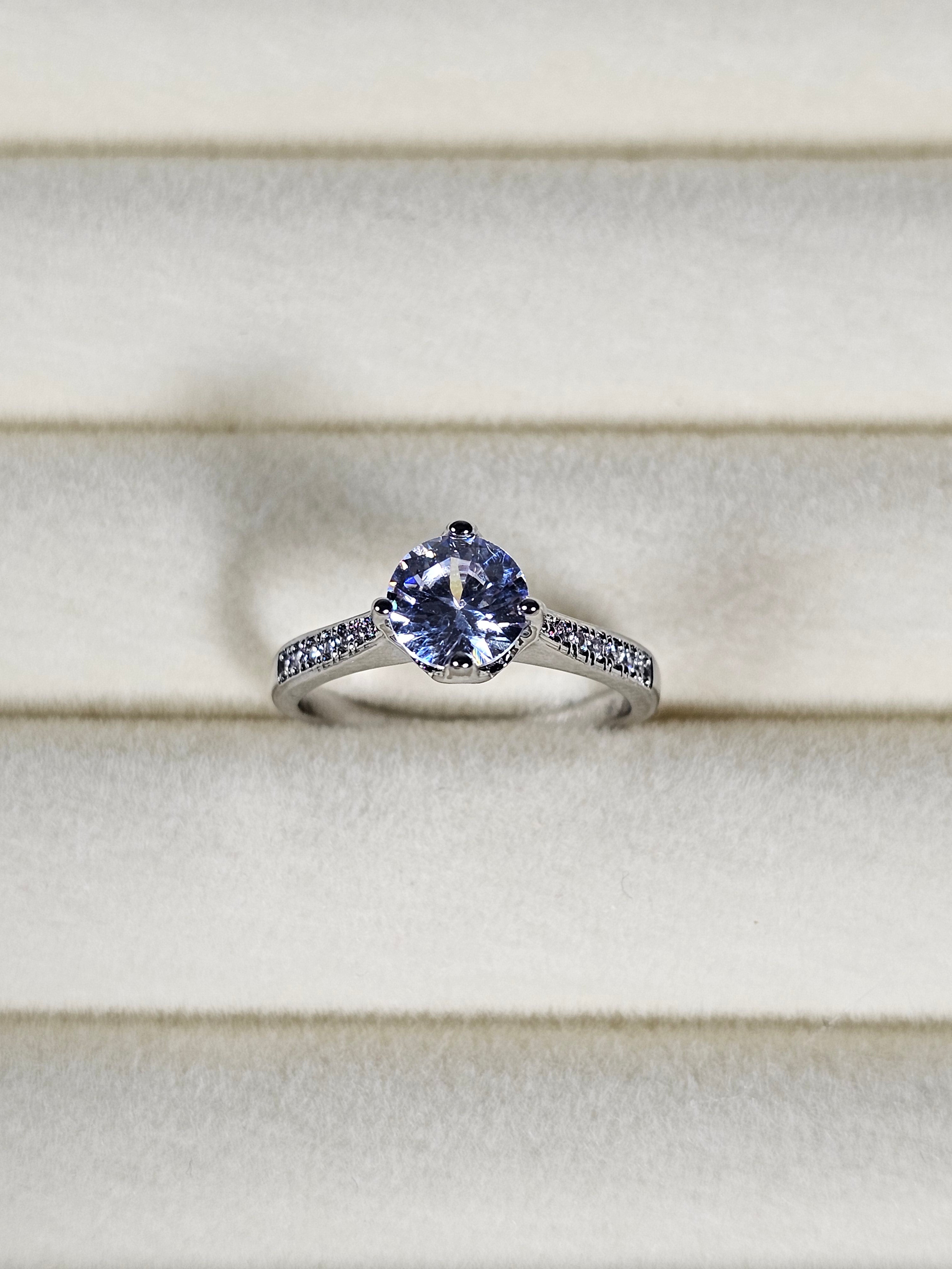 Anel Cristal Zirconia Prata 006