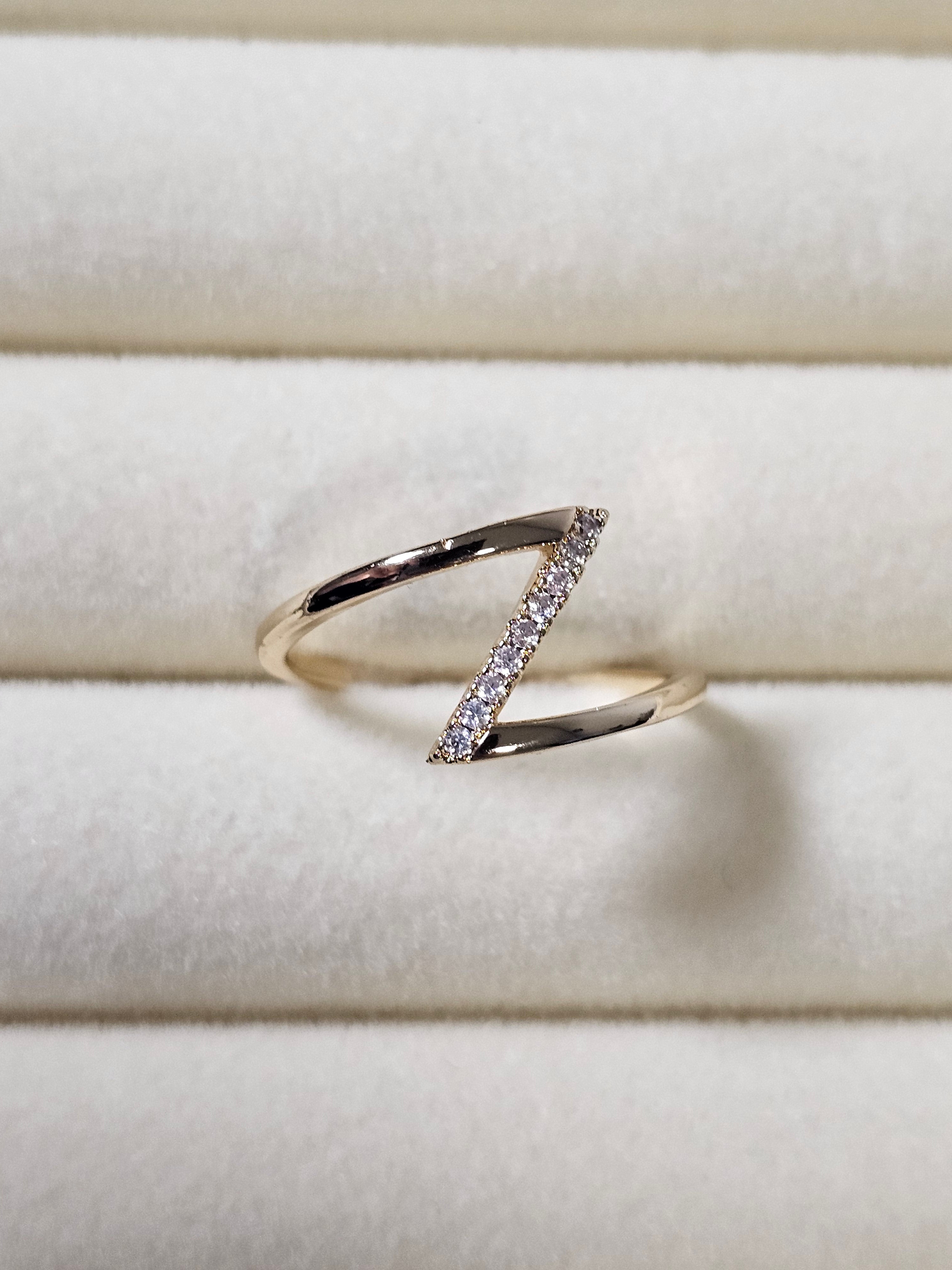 Anel Cristal Zirconia Dourada 008