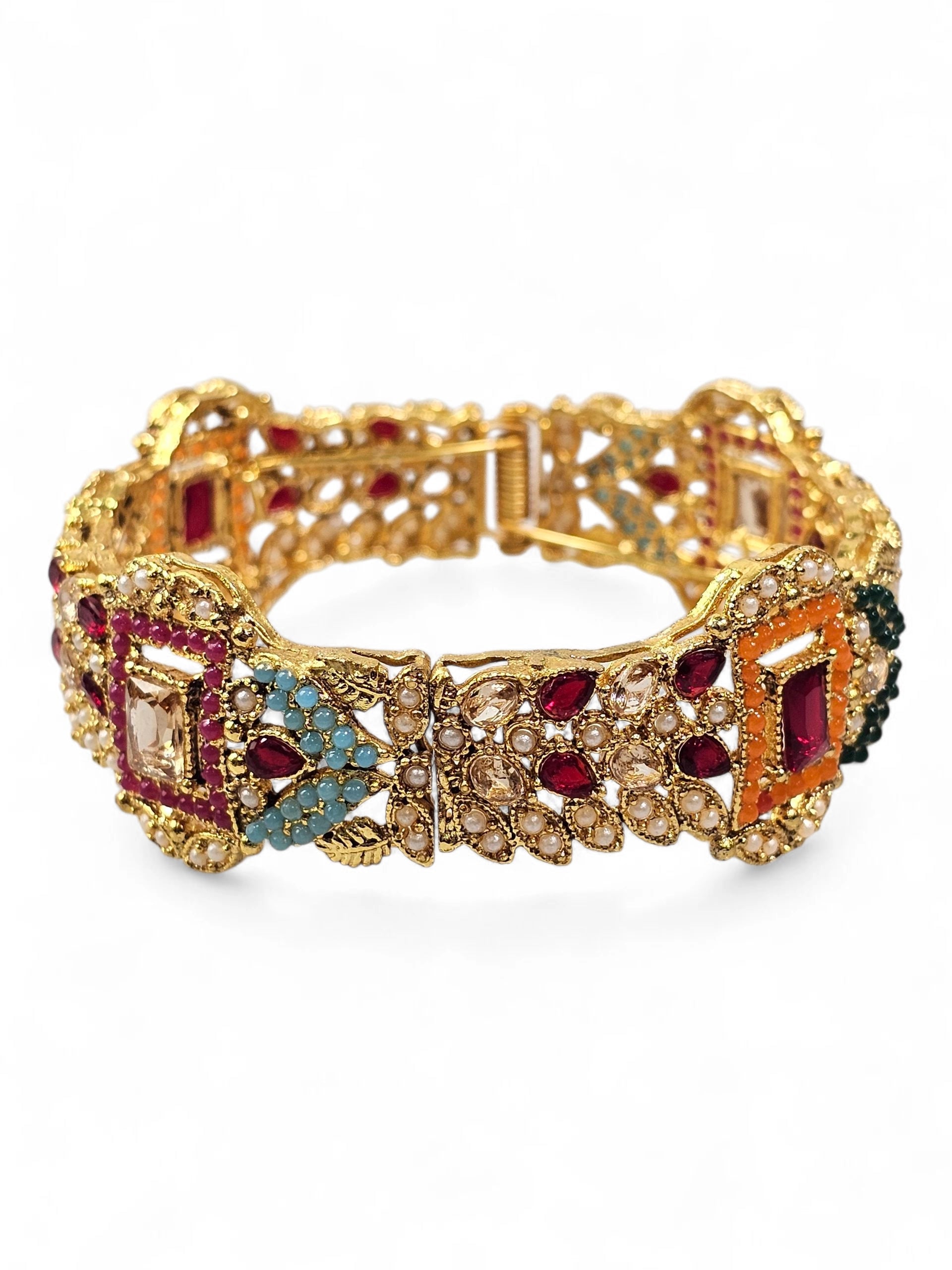 Bracelete Dourado Semi Joia 028