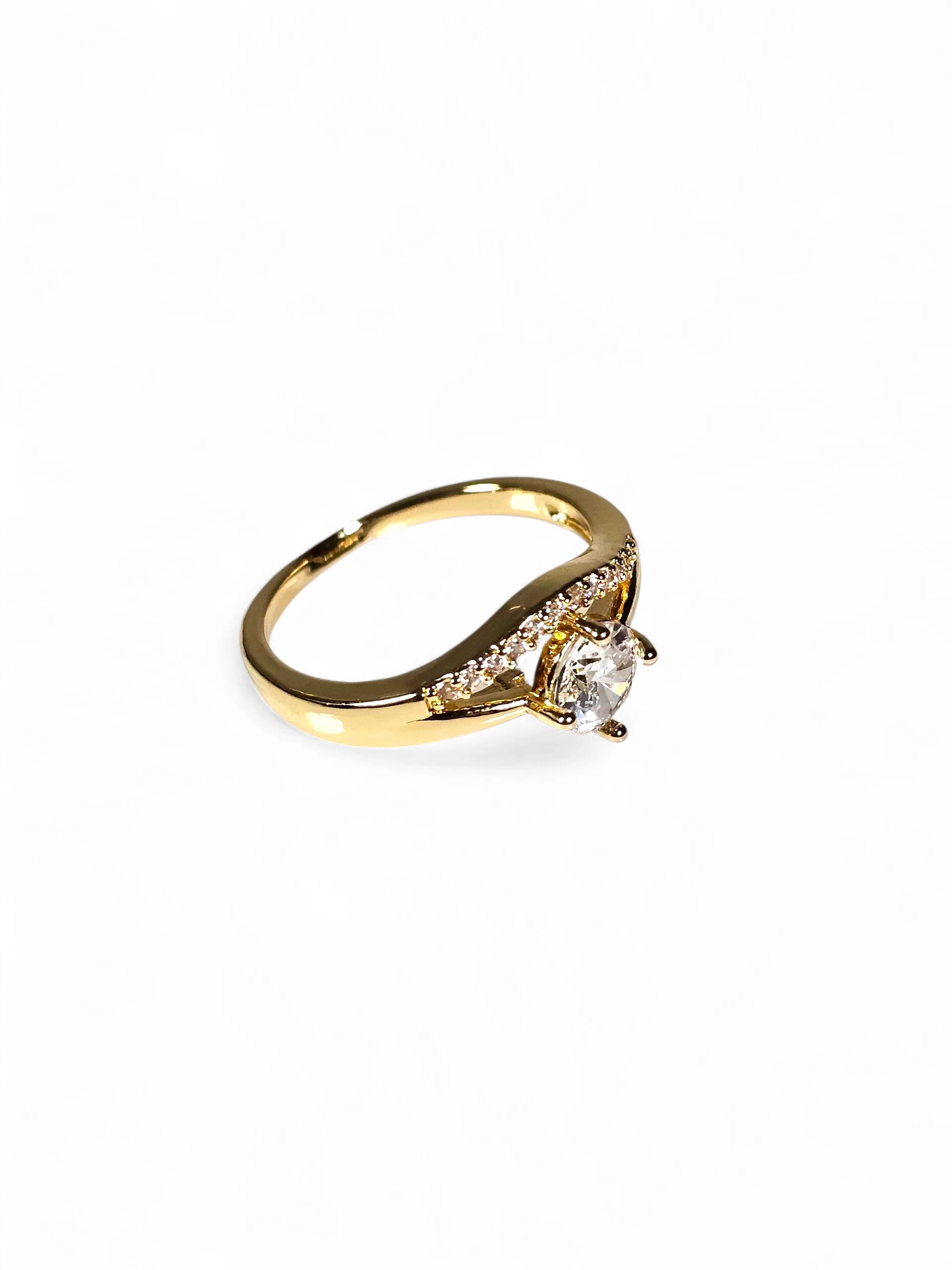 Anel Cristal Zirconia Dourada 007