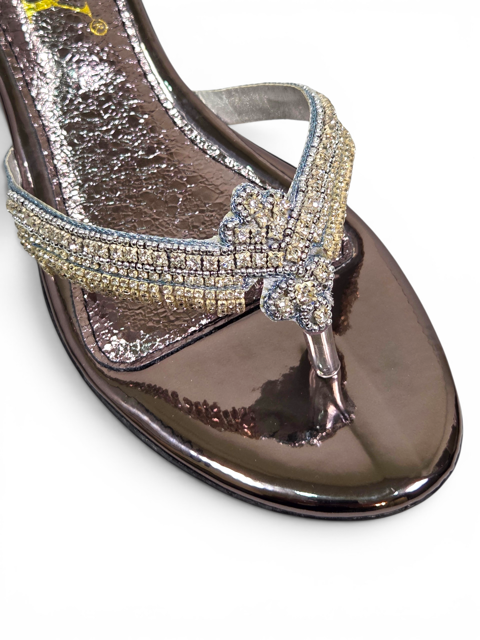 Chinelo 1057 Prata Salto Baixo 3 cm