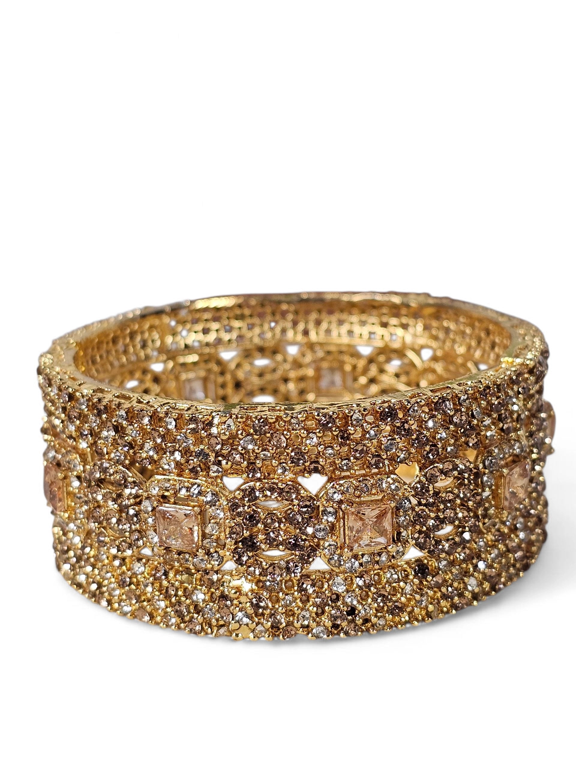 Bracelete Dourado Semi Joia 010