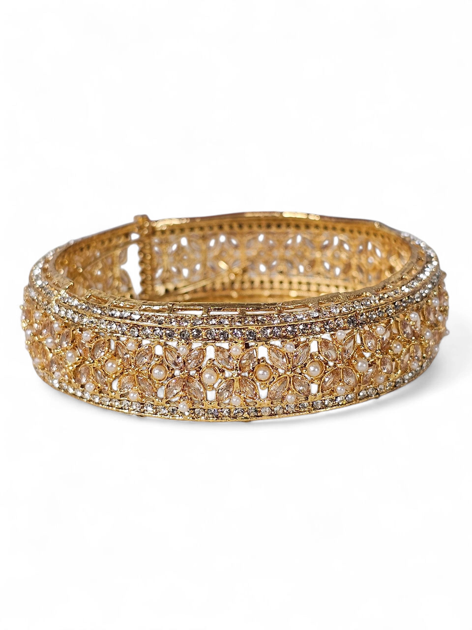 Bracelete Dourado Semi Joia 012