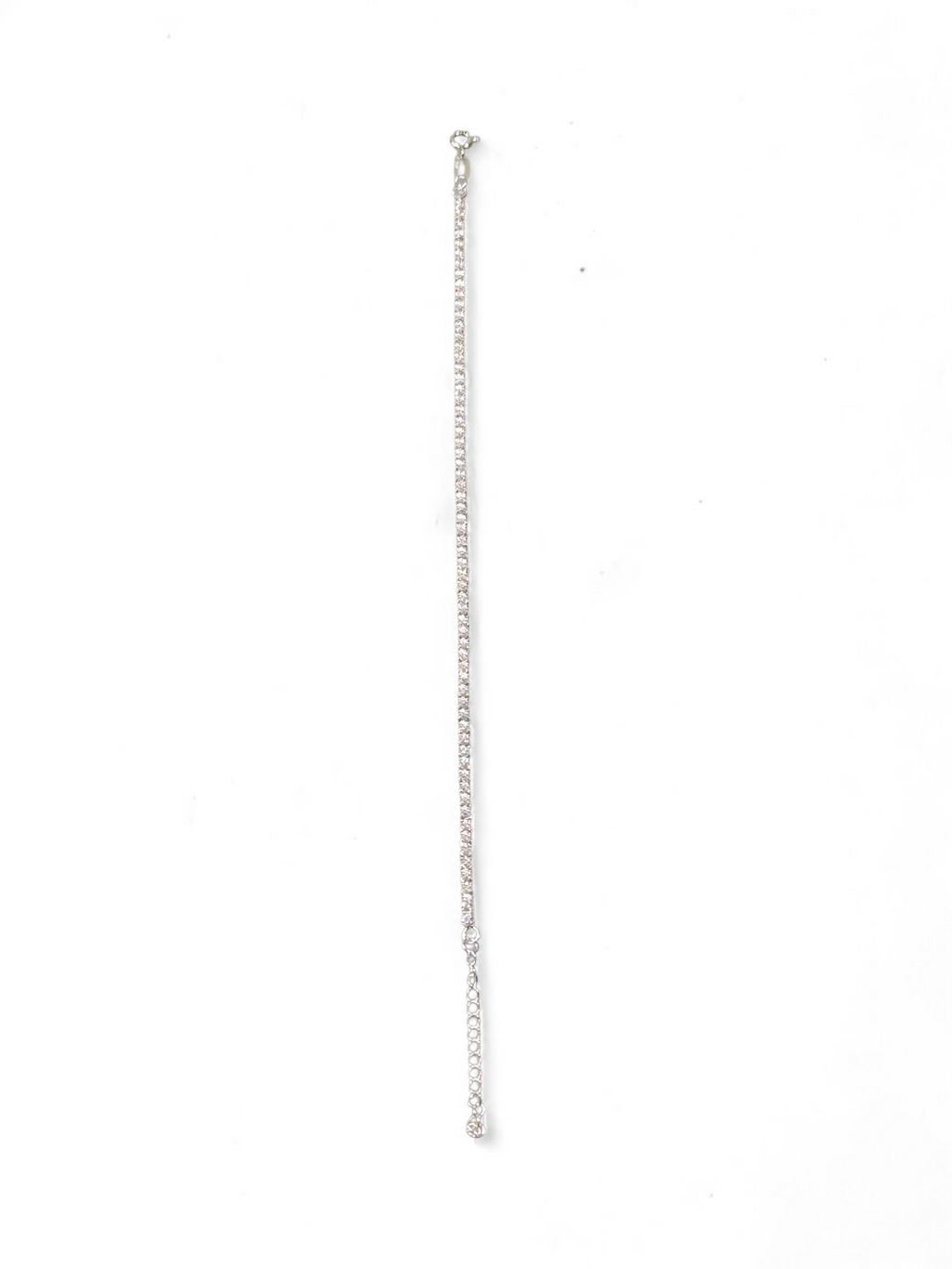 Pulseira de prata 925 com zircônias B&Y, joia artesanal com brilho refinado e design elegante.