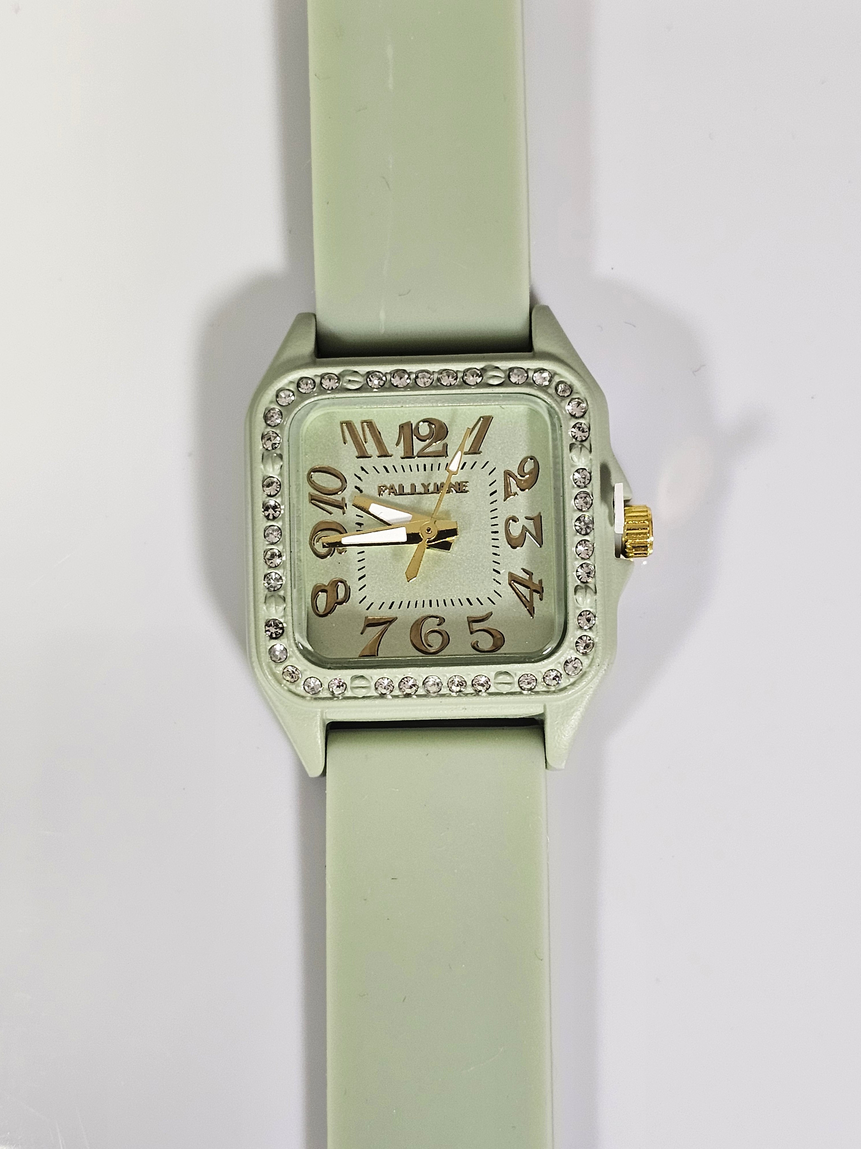 Relógio Prova d’Água com Pulseira Folheada 011