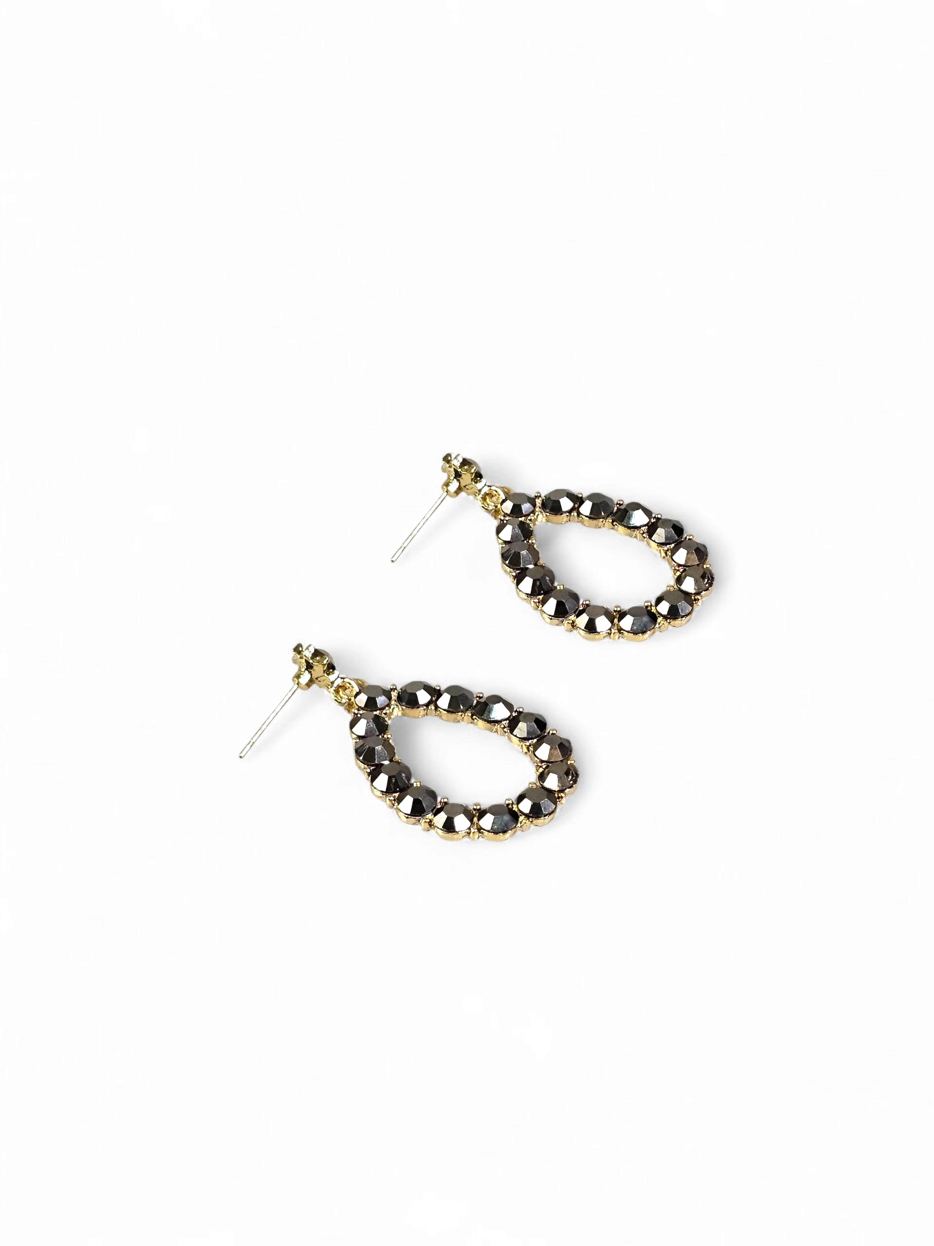 Brinco Dourado Cristal Preto 037