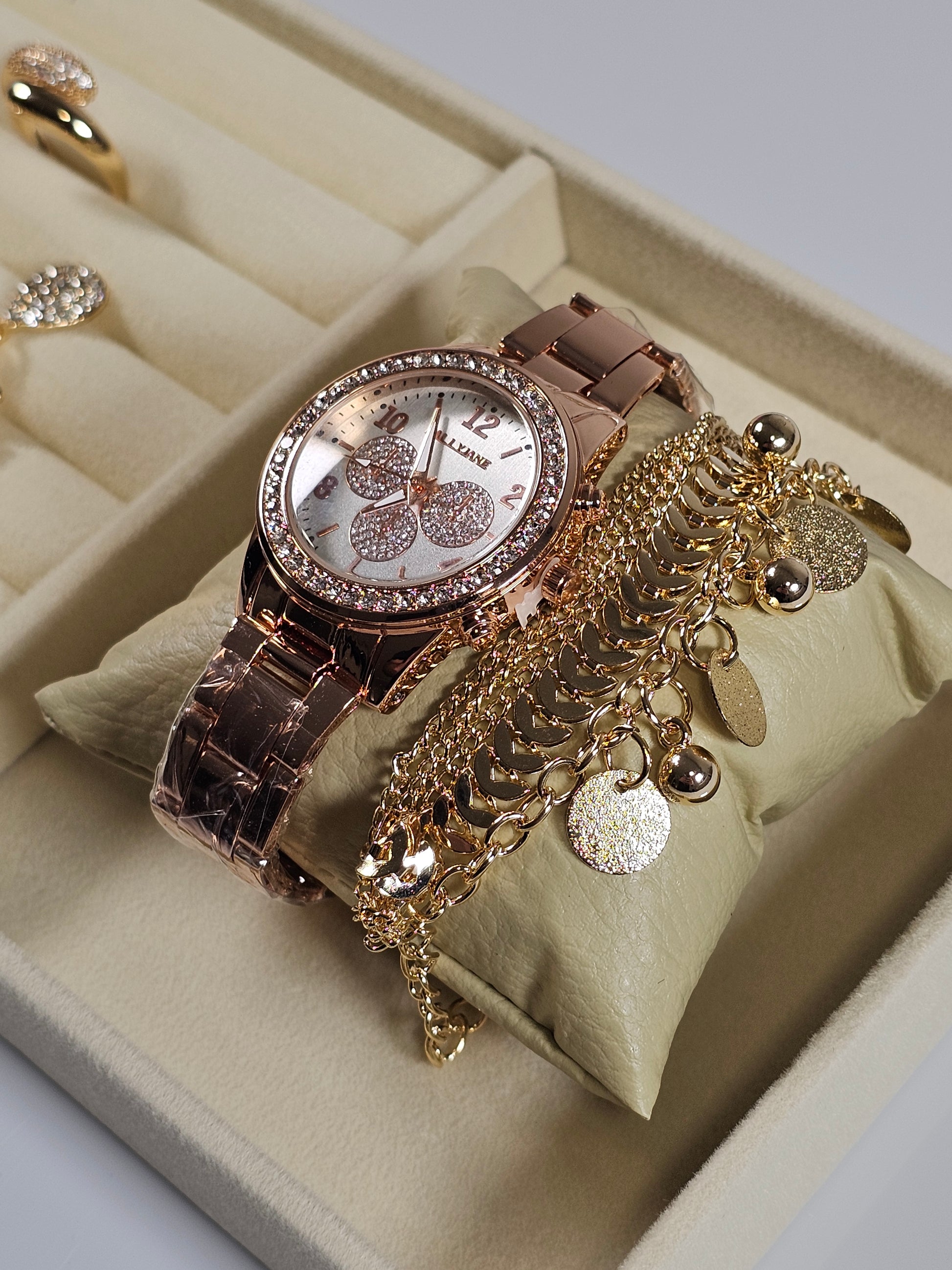 Kit Relógio Cristal com Pulseira, Brinco e Anel ajustavel com Zirconias 009