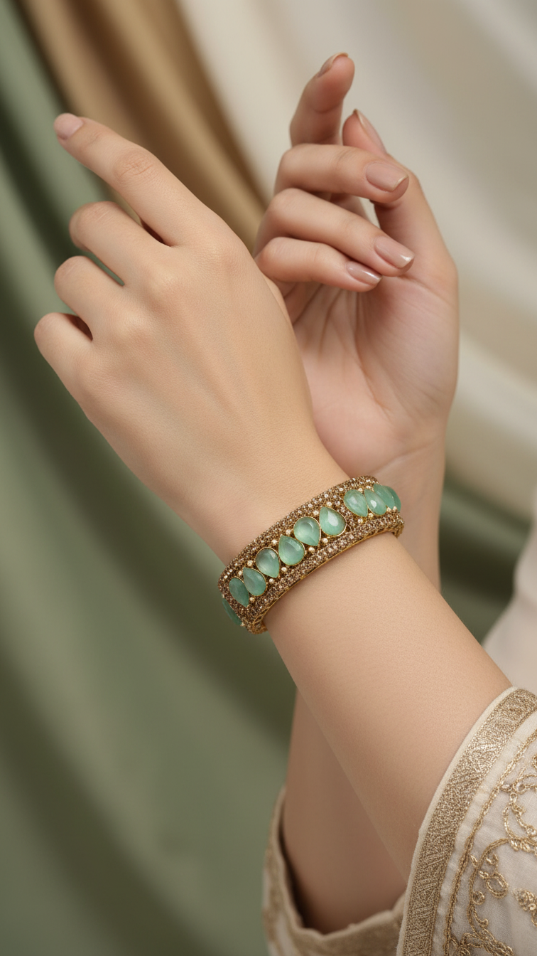 Bracelete Folheado Semi Joia Dourada #1030