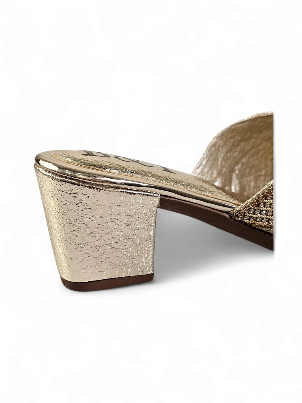 Mule 9797 Dourado Salto Médio