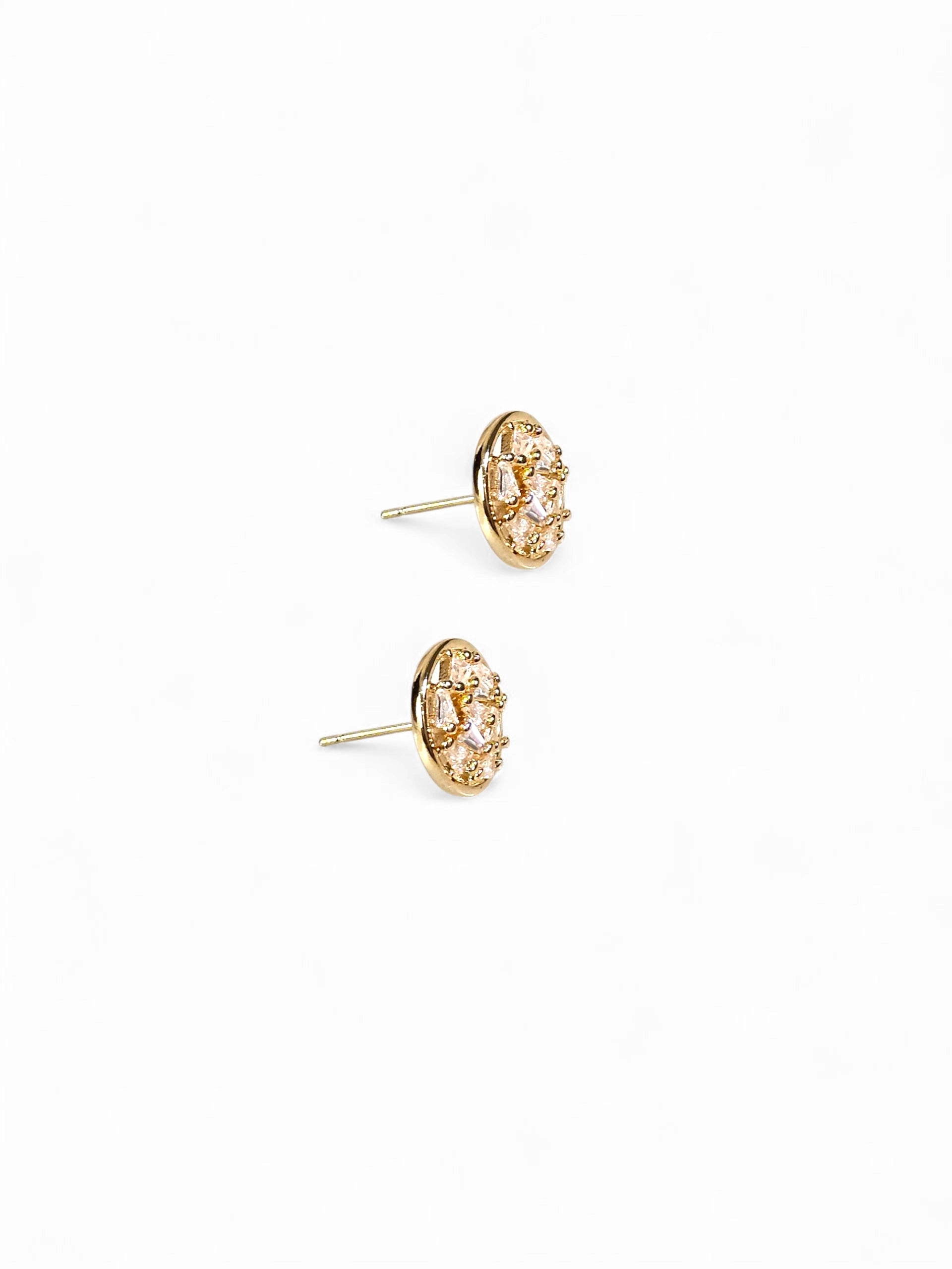 Brinco Zirconia Dourado 018