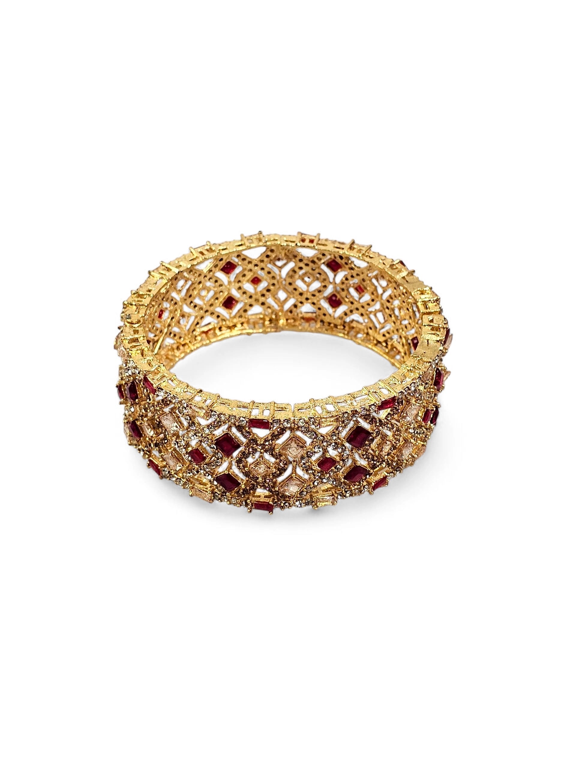 Bracelete Dourado Semi Joia 020