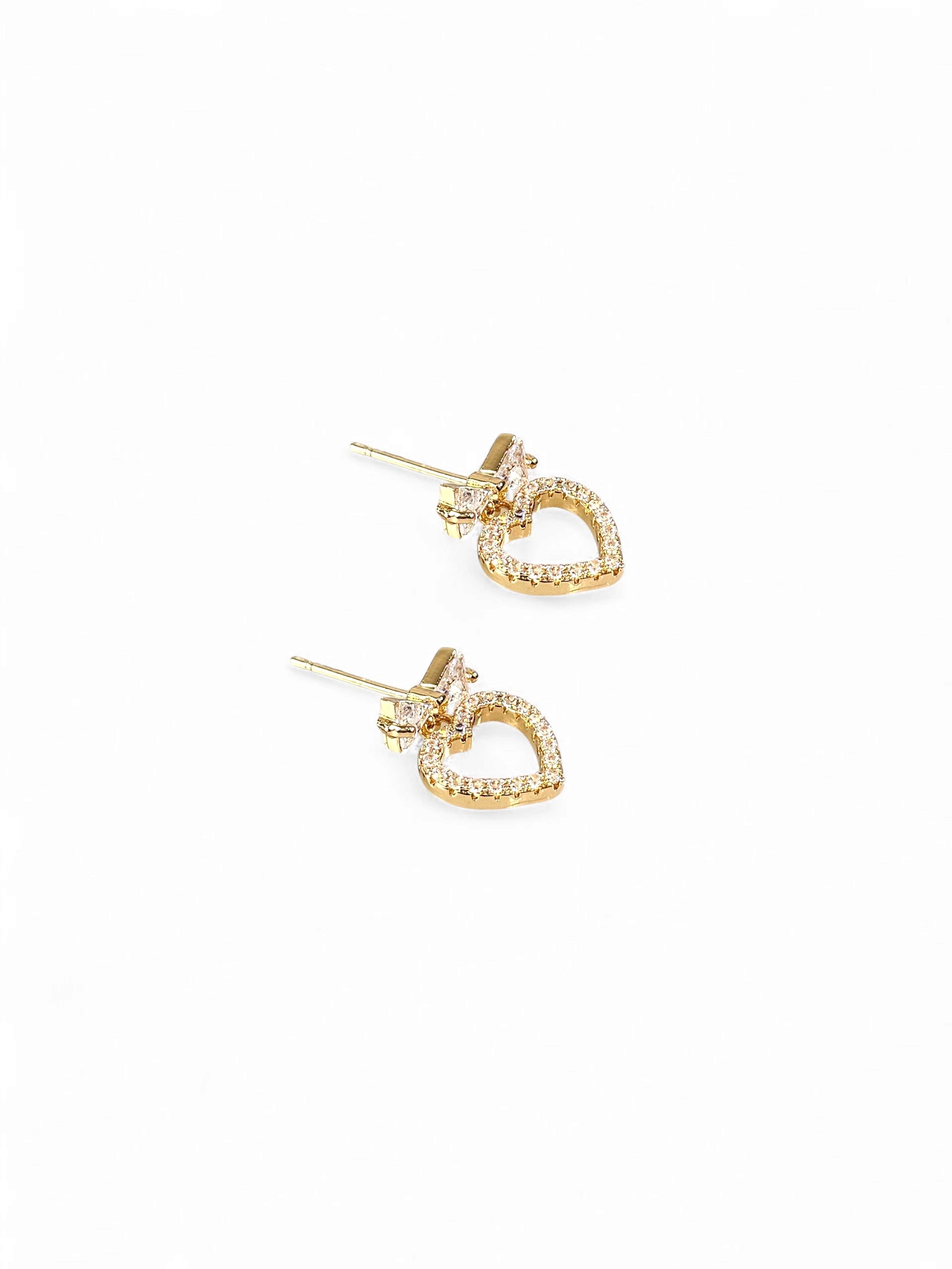 Brinco Zirconia Dourado 023