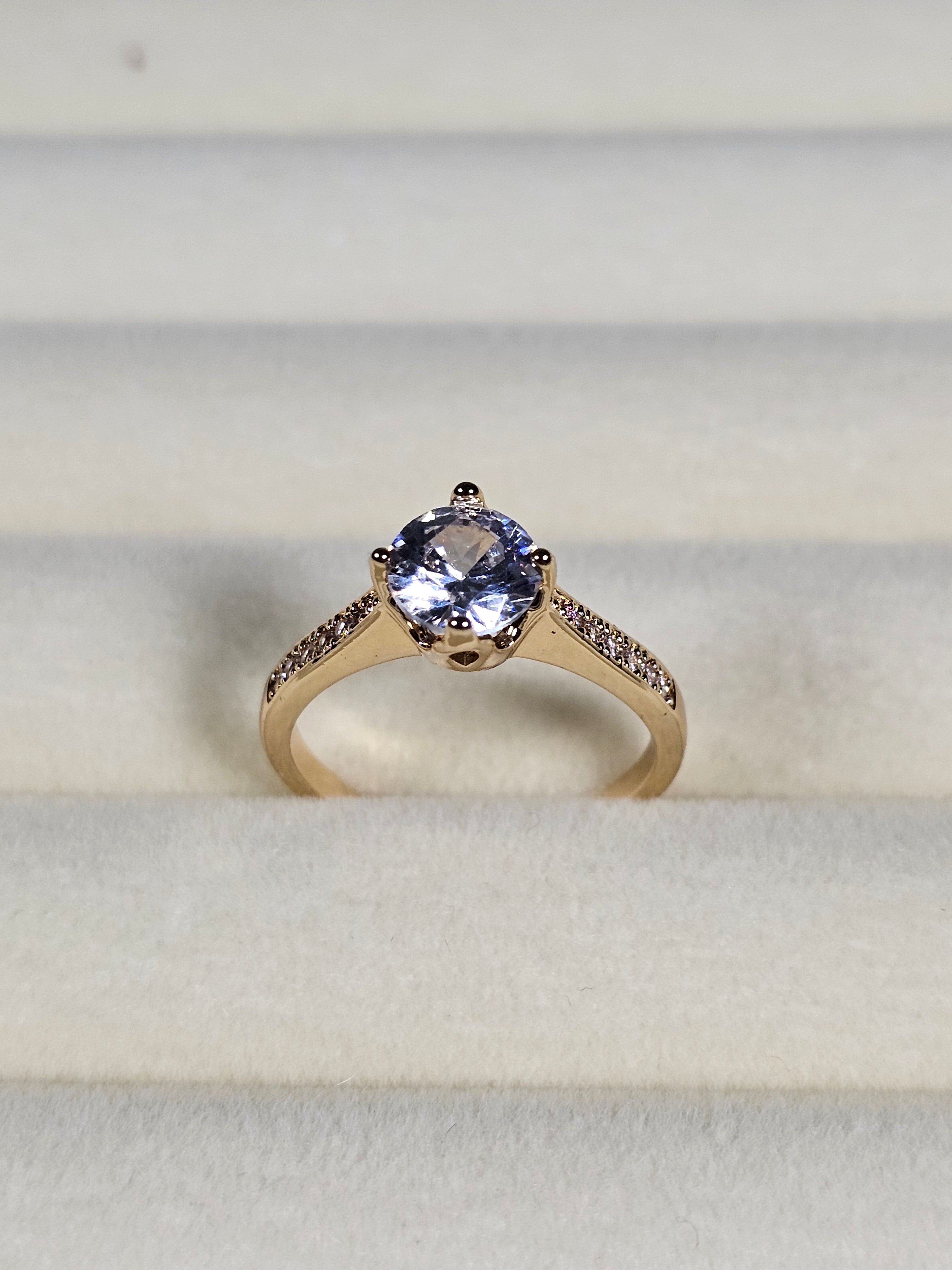 Anel Cristal Zirconia Dourada 006