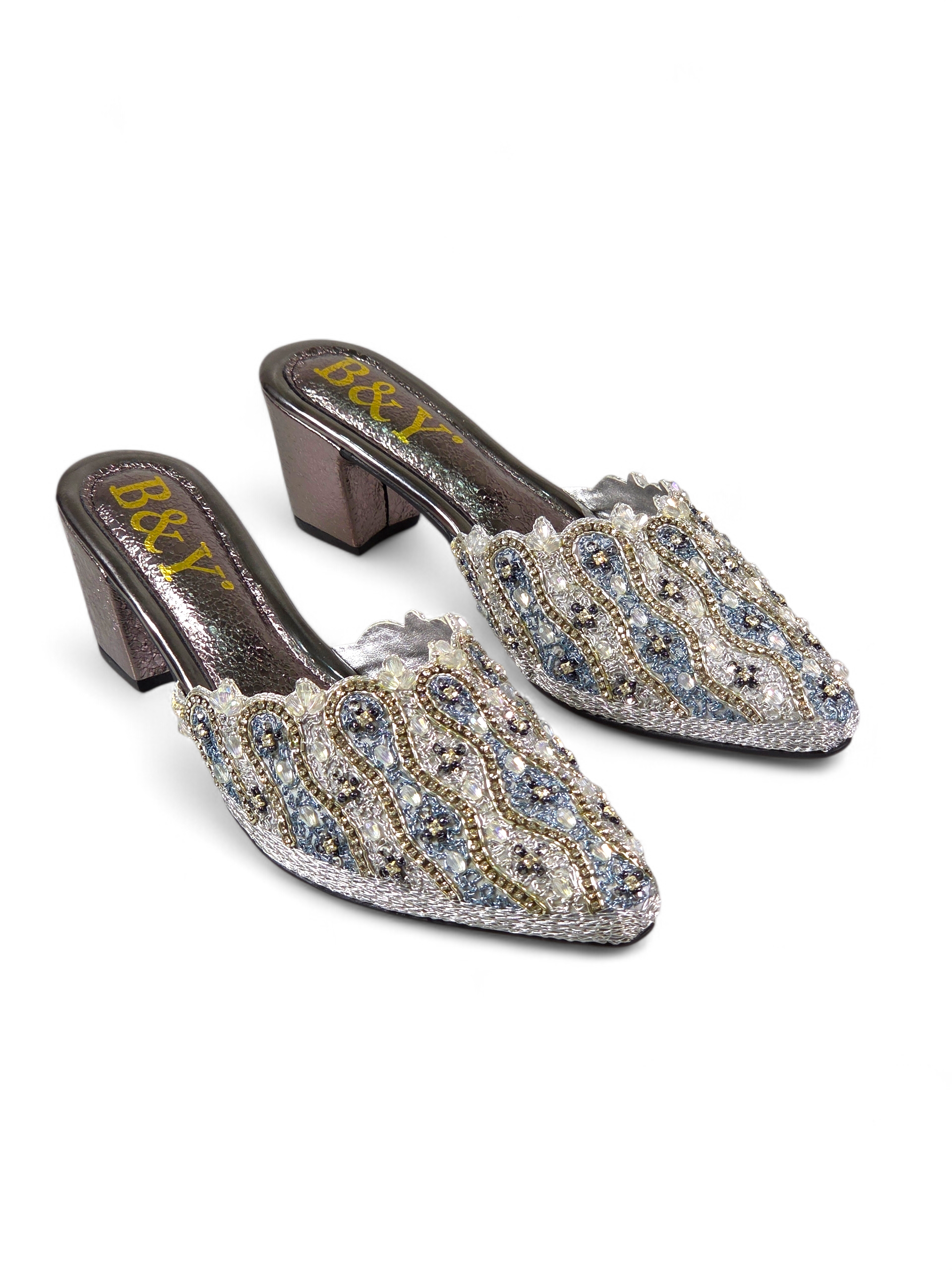 Mule 9825 Prata Salto Médio