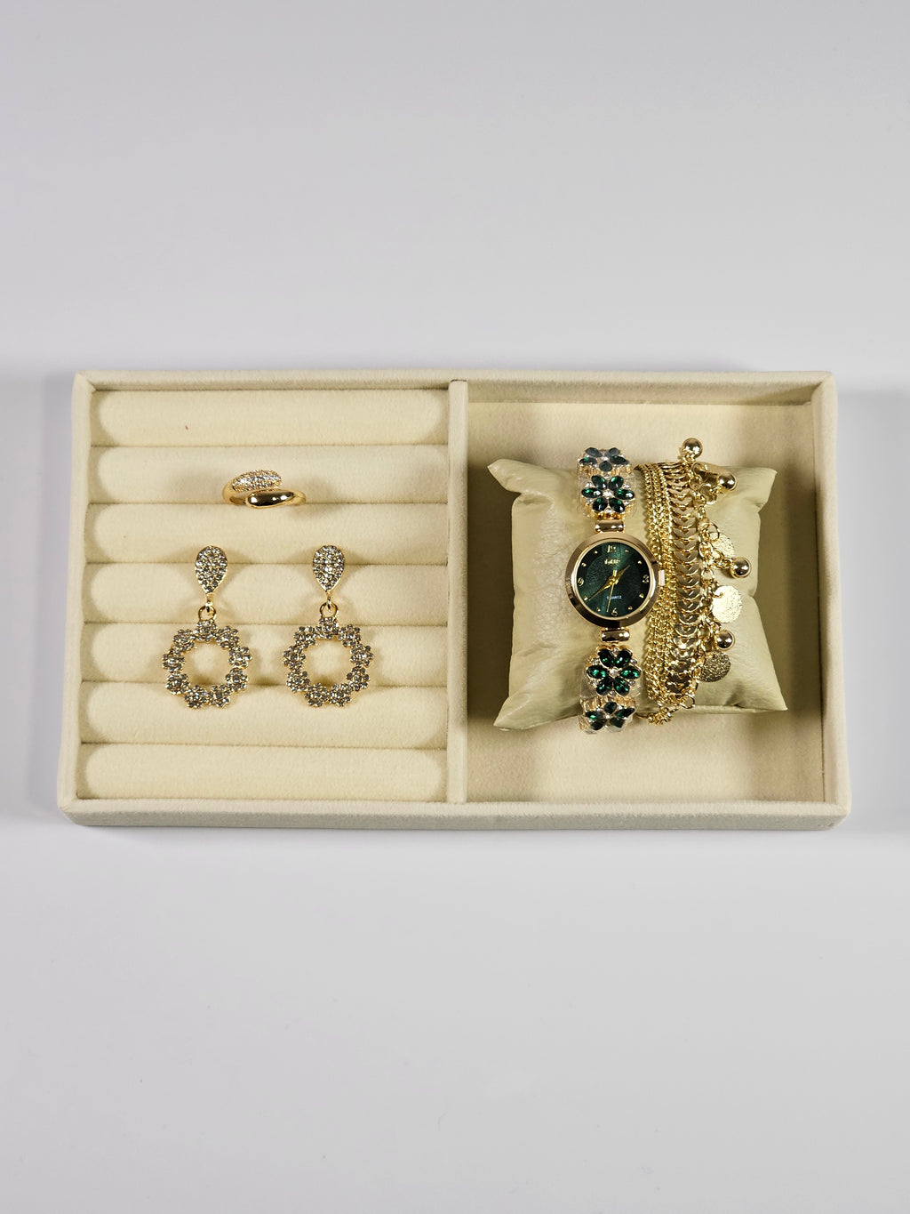 Kit Relógio Cristal com Pulseira, Brinco e Anel ajustavel com Zirconias 012