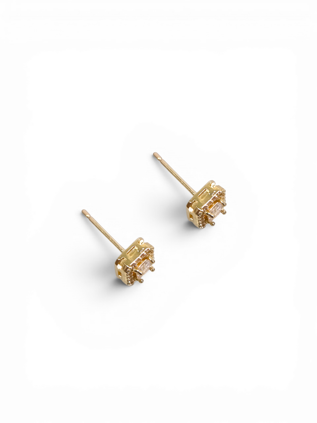 Brinco Cristal Zirconia Dourada #2028