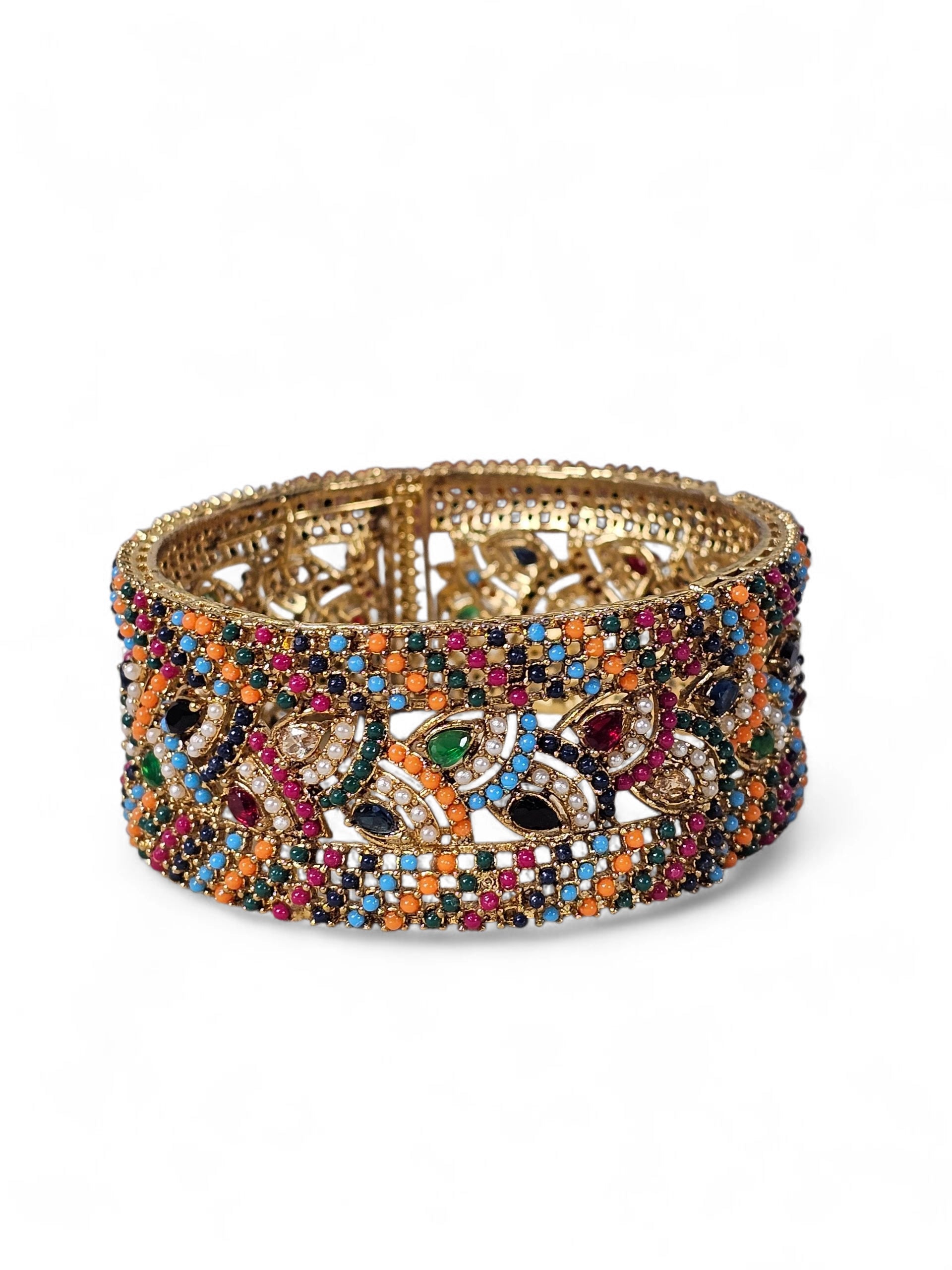 Bracelete Dourado Semi Joia 013