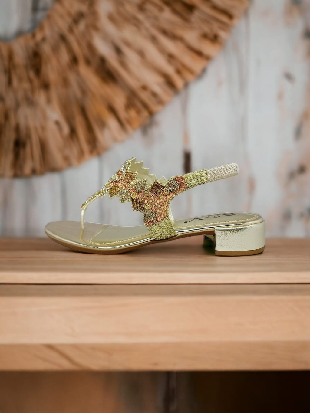 Sandália 9388 Dourado Com Salto Bloco 3cm