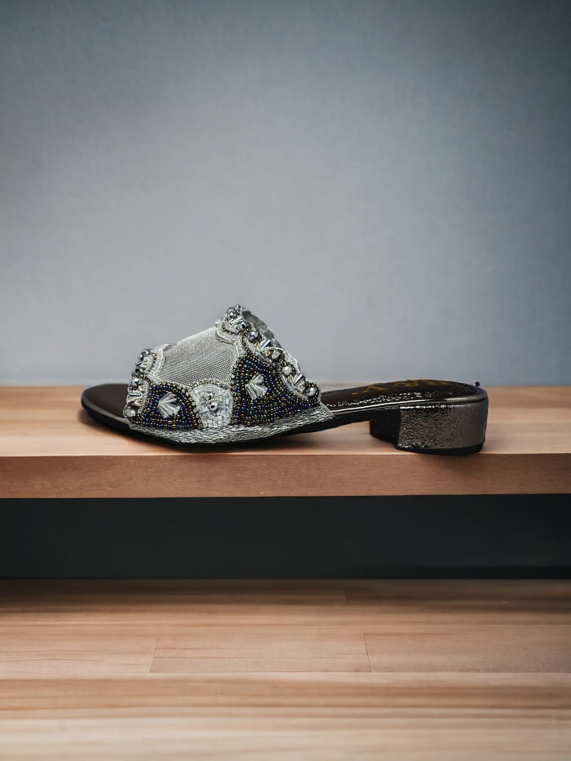 Tamanco 9696 Prata Salto Bloco